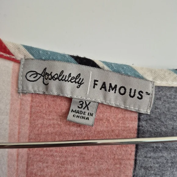 Absolutely Famous Women's Top - Picture 4 of 4